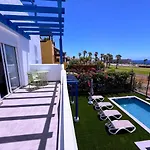 Red Princess - Private Heated Pool Willa *