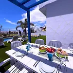 Red Princess - Private Heated Pool *