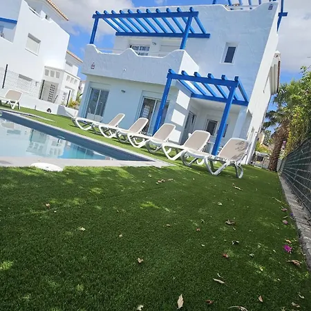 Easytenerife - Red Princess *