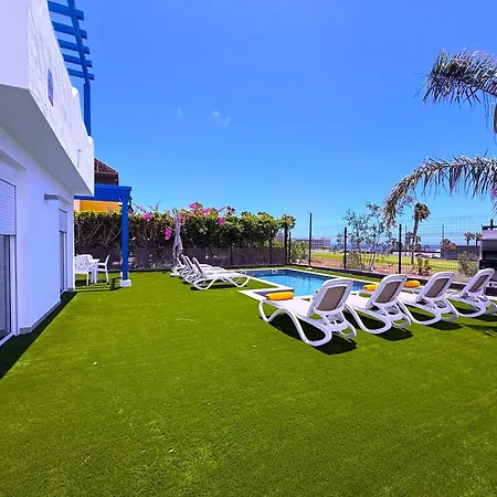 Villa Red Princess - Private Heated Pool