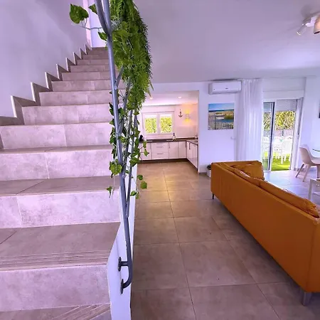 Villa Red Princess - Private Heated Pool