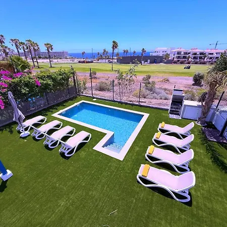 Red Princess - Private Heated Pool Villa