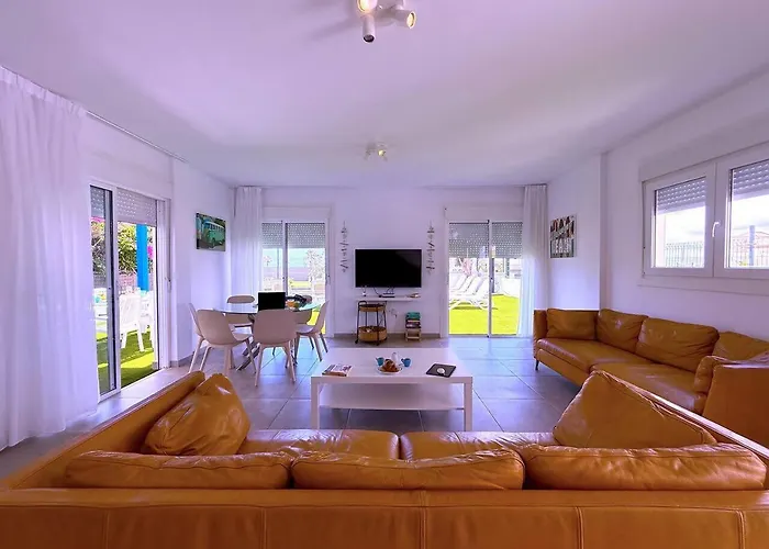 Villa Red Princess - Private Heated Pool